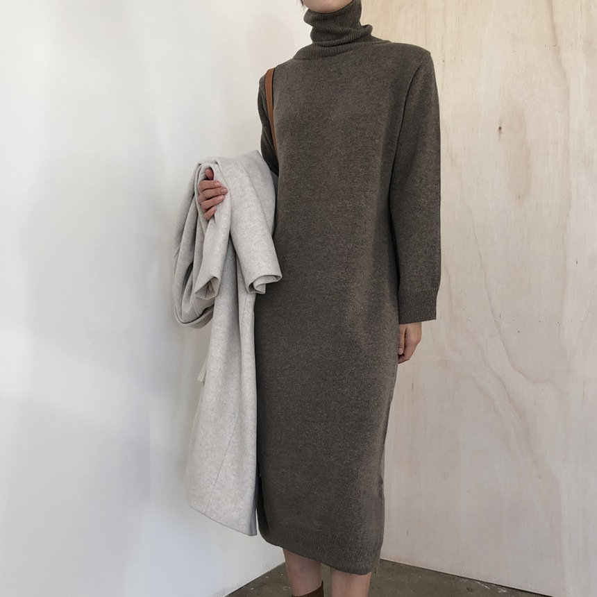 Easy-Fitting Turtleneck Sweater Dress